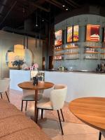 Ресторан / где поесть в Nikas Eurovea Apartments - free parking