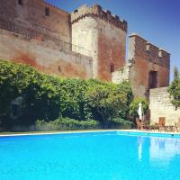 The swimming pool at or close to Posada Real Castillo del Buen Amor