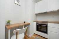 Kuchyňa alebo kuchynka v ubytovaní Rent like home - Gwiaździsta 20