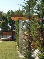 Zahrada ubytování Casa Di Pietra, a Private Retreat with Heated Pool, By ThinkVilla