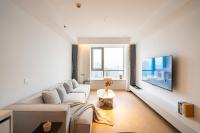 John's Apartmentにあるテレビまたはエンターテインメントセンター
