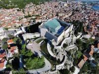 Nespecifikovaný výhled na destinaci Grebaštica nebo výhled na město při pohledu z apartmánu