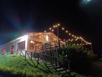 Budova, kde se kemp nachází