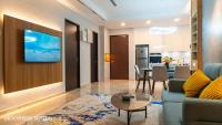 Harmony Luxury Suites At The Manor KLCCにあるテレビまたはエンターテインメントセンター