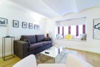 A seating area at Valencia Luxury - Boutique Redonda