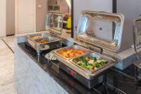 Jídlo v hotelu nebo okolí