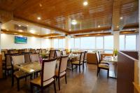 Restaurace v ubytování Treenz Hotel