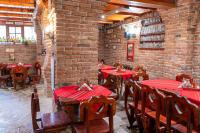 Restaurace v ubytování Хотелски Комплекс - Щастливците