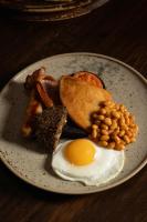 Jídlo v hotelu nebo okolí