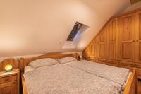 Postel nebo postele na pokoji v ubytování Vineyard cottage Škatlar 3