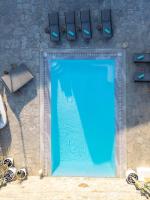 Bazén v ubytovaní Mando Pool Villas w Sea Views - Five Bedrooms alebo v jeho blízkosti