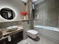 Koupelna v ubytování Mynt Stay zed west Residence 2 bedroom E1E293