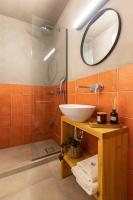 Kúpeľňa v ubytovaní Fari Stone Villas