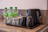 Premier Inn Dubai Barsha Heightsにあるコーヒーまたはお茶