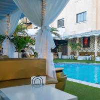 Bazén v ubytování Ramada by Wyndham Princess Santo Domingo nebo v jeho okolí