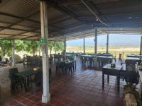 Restaurace v ubytování Estadero Los hoyos