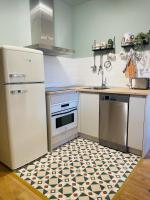 Kuchyň nebo kuchyňský kout v ubytování Apartamento Alba 2