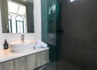 Greenforest Anahata Villa Resortにあるバスルーム
