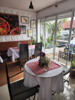 Χώρος καθιστικού στο La Casa Di Luna - Hotel with Pool and Restaurant in Antananarivo