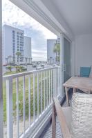 Ein Balkon oder eine Terrasse in der Unterkunft Shoreline Towers #3022