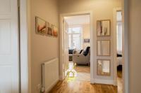 Posezení v ubytování Modern City Stay - SJA Stays - 2 Bed Apartment