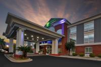 una representación del frente de un hotel en Holiday Inn Express Hotel &amp; Suites - Sumter by IHG, en Sumter