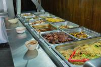 Jídlo v hotelu nebo okolí