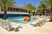 Bazén v ubytování Cinar Family Suite Hotel Side nebo v jeho okolí
