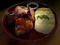 Jídlo v hotelu nebo okolí