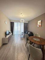 Crystal Wood212 - Housity