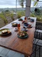 Jídlo v penzionu nebo okolí