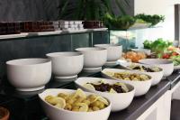 Jídlo v hotelu nebo okolí