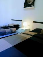 Posteľ alebo postele v izbe v ubytovaní zPula Center Studio Apartments