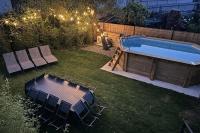 Bazén v ubytovaní Duplex neuf Hyper Design - Piscine chauffée alebo v jeho blízkosti