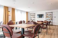 TV a/nebo společenská místnost v ubytování Hotel Viella