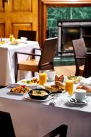 Jídlo v hotelu nebo okolí