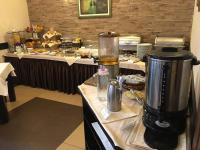 Mad på motellet eller i nærheden