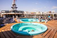 Bazén v ubytování ALBAKER TOUR MIRAY CRUISES TOUR KuSADASI - PaTMOS - AtINA - MIKONOS - RODOS - CESME nebo v jeho okolí