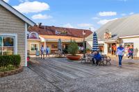 Gäste, die in der Unterkunft Cozy Beachside Bungalow Studio Ideal for Couples übernachten