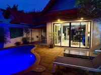 Bazén v ubytování VIEW TALAY VILLAs POOL 53, JOMTIEN BEACH, PATTAYA nebo v jeho okolí