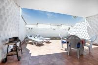 Plán poschodí v ubytovaní Apartment near the beach with a huge terrace patio, wifi and parking