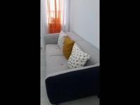 Posezení v ubytování Large Superior 3 bedroom Apartment 15 Bathroom two Balconies full Aircondition