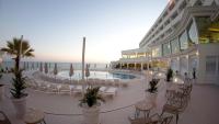 Bazén v ubytování ON Hotels Oceanfront Adults Designed nebo v jeho okolí