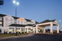 una representación del frente de un hotel en Hilton Garden Inn Jonesboro, en Jonesboro