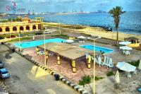 La mer Hotelの敷地内または近くにあるプール