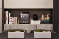 ホテルにある図書室