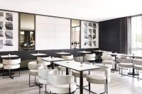 AC Hotel by Marriott Miami Airport West/Doralにあるシーティングエリア
