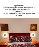 Posteľ alebo postele v izbe v ubytovaní Centro Histórico especial grupos parking gratis Picasso 01-3D