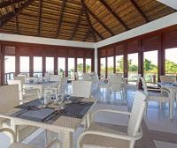 Afbeelding uit fotogalerij van Oceans Edge Resort by Hiverooms in Tipokpok