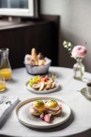 Jídlo v hotelu nebo okolí